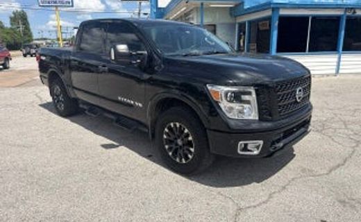 2018 Nissan Titan SV