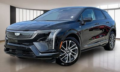 2025 Cadillac Optiq Sport 1