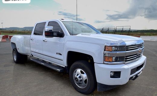 2016 Chevrolet Silverado High Country