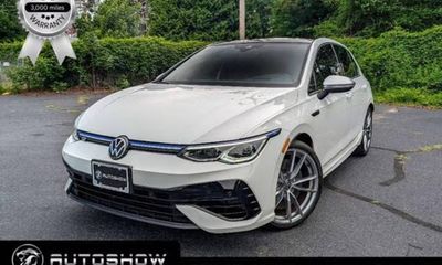 2024 Volkswagen Golf R Base