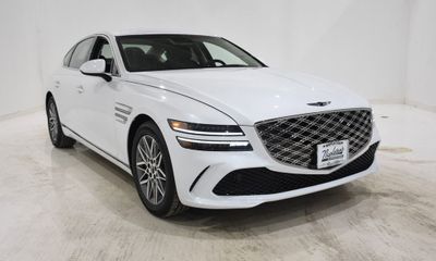 2025 Genesis G80 2 5T