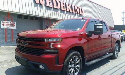 2021 Chevrolet Silverado RST