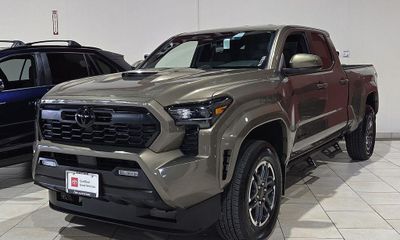 2024 Toyota Tacoma TRD Sport