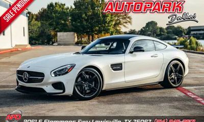 2017 Mercedes-Benz AMG GT