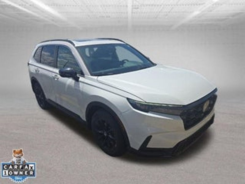 2024 Honda CR-V — a typically priced live listing