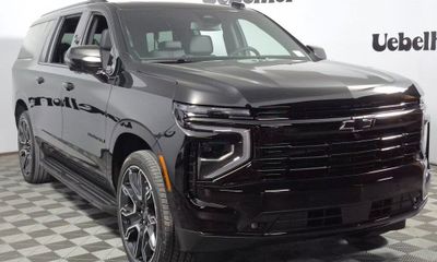 2026 Chevrolet Suburban RST