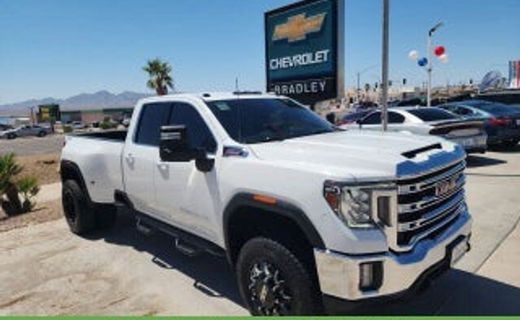 2022 GMC Sierra HD AT4