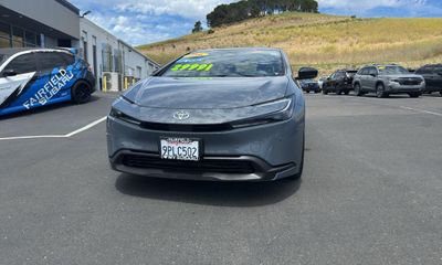 2024 Toyota Prius XLE