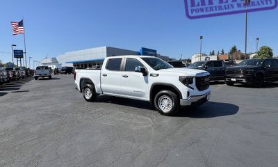 2026 GMC Sierra Pro