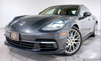 2018 Porsche Panamera 4S