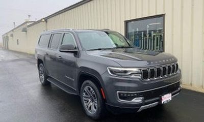 2024 Jeep Wagoneer L Series II