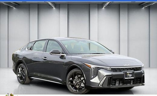 2026 Kia K4