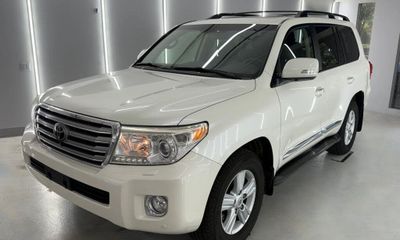 2013 Toyota Land Cruiser VX
