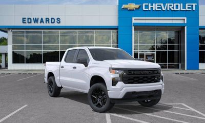 2026 Chevrolet Silverado Custom