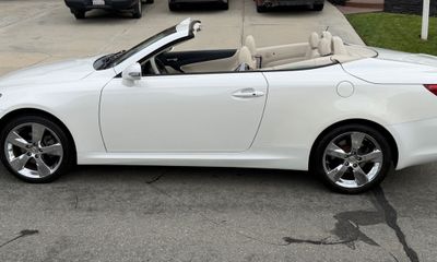 2010 Lexus IS 250C