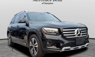 2025 Mercedes-Benz GLB-Class GLB250