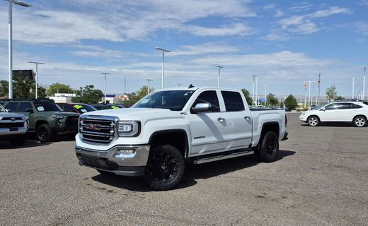 2018 GMC Sierra SLT