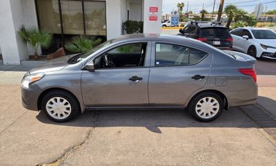 2019 Nissan Versa SV