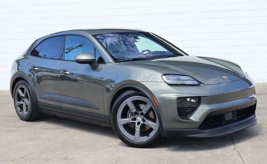 2024 Porsche Macan 4 Electric