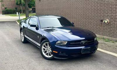 2010 Ford Mustang Base