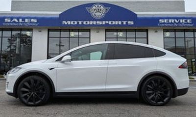 2022 Tesla Model X Plaid