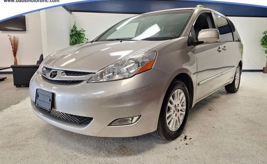 2007 Toyota Sienna XLE