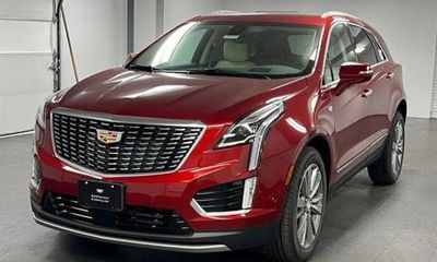 2026 Cadillac XT5 Premium Luxury