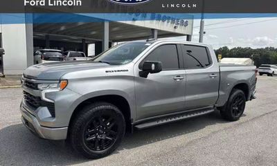 2024 Chevrolet Silverado RST
