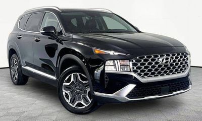 2022 Hyundai Santa FE SEL Premium
