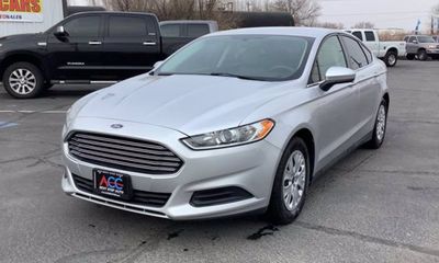 2014 Ford Fusion S