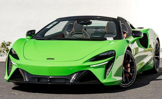 2026 McLaren Artura Spider