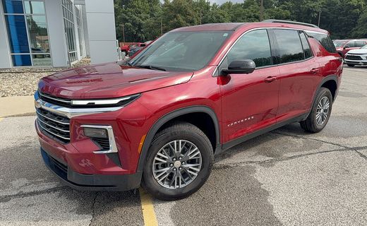 2025 Chevrolet Traverse LT