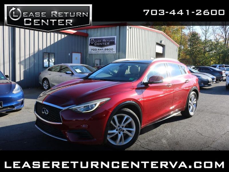 2019 Infiniti QX30 — a typically priced live listing