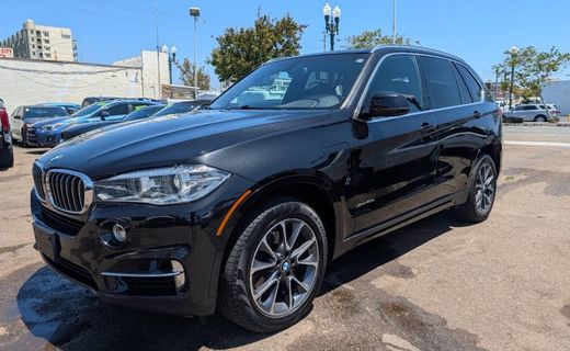 2017 BMW X5 XDRIVE40E