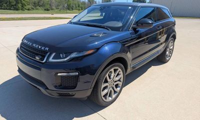 2017 Land Rover Range Evoque SE