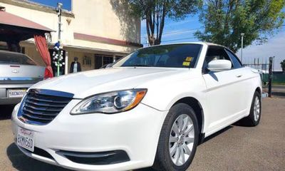 2014 Chrysler 200