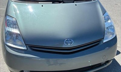 2005 Toyota Prius Base