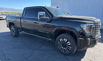 2024 GMC Sierra HD Denali Ultimate