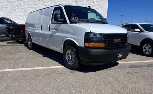 2025 GMC Savana EXT