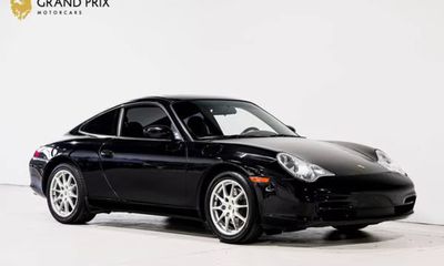 2004 Porsche 911 Carrera 4S