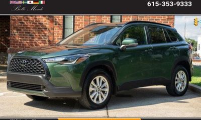 2024 Toyota Corolla Cross LE