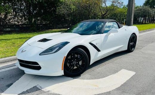 2017 Chevrolet Corvette Stingray Preferred 2LT