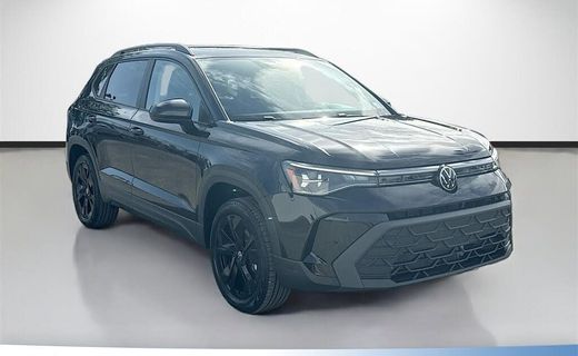 2026 Volkswagen Taos SE Black