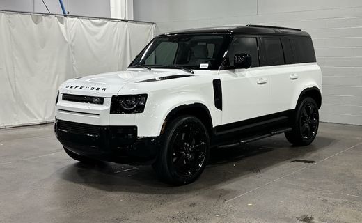 2026 Land Rover Defender 110 SE