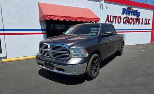 2015 Ram 1500 SLT