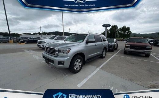 2022 Toyota Sequoia SR5