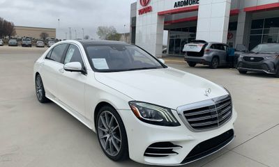 2020 Mercedes-Benz S-Class S560 4M