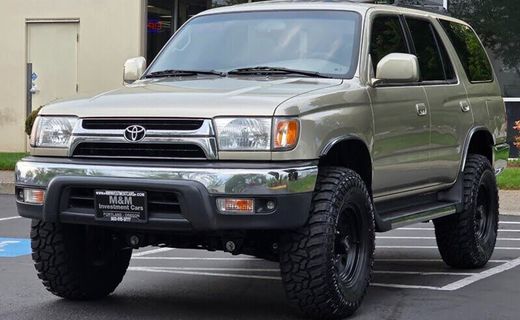 2002 Toyota 4Runner SR5
