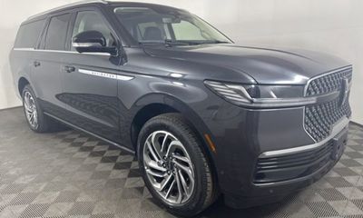 2025 Lincoln Navigator L Reserve