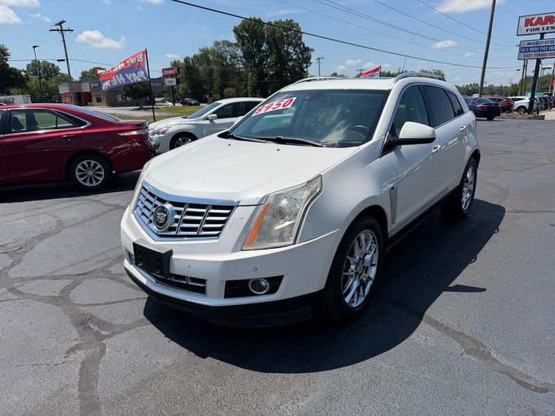 2013 Cadillac SRX — a typically priced live listing